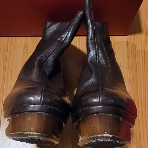 Ferragamo Bootie - Picture 4 of 5